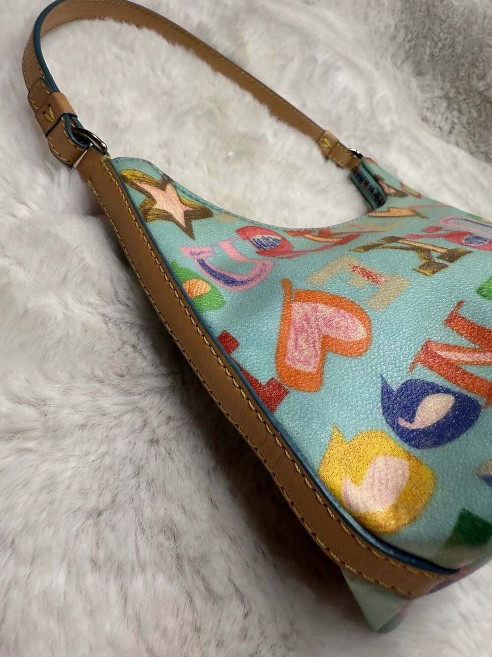 Dooney & Bourke Y2K Graffiti Multi-Color Scribble Small Shoulder Bag - Picture 3 of 10